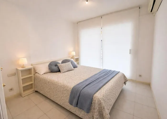 Апартаменты Nautic1-apartamento Renovado Con A/a Y Parking Тосса-де-Мар